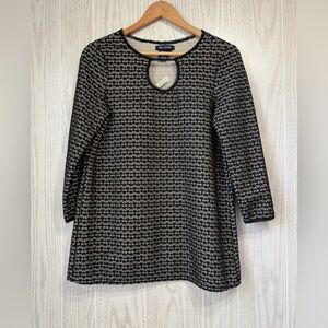 Max Edition Black Top Size M NWT
